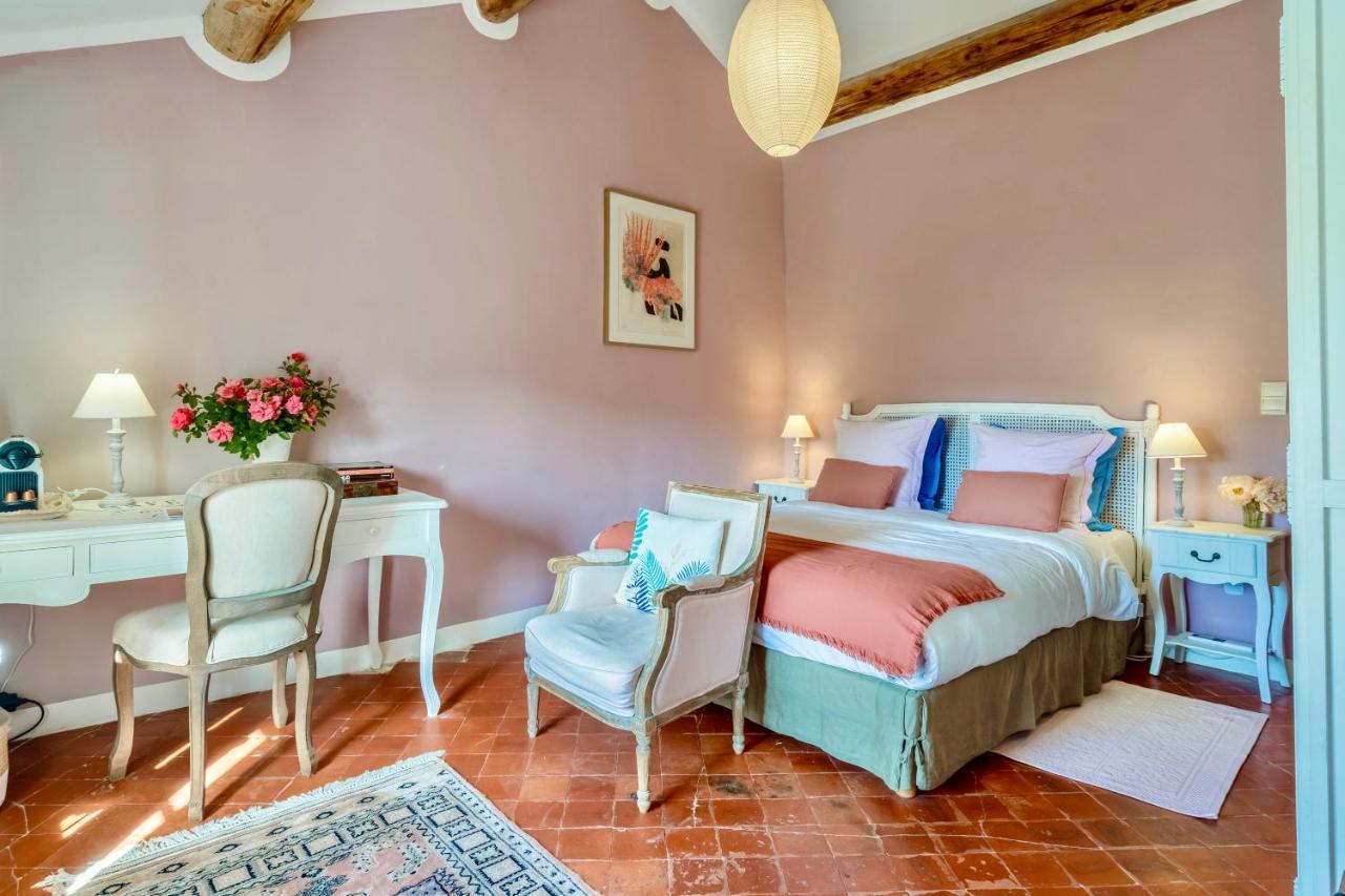 Bastide Saint-didier Bed & Breakfast