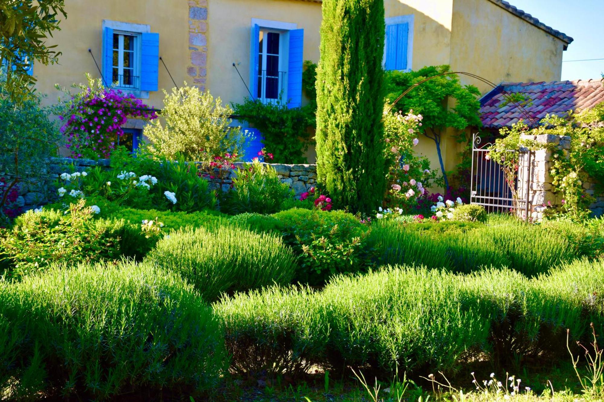 Bastide Saint-didier 5* Saint Didier (Vaucluse)